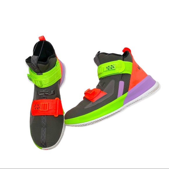 LEBRON SOLDIER | XIII basketball shoes - Picture 7 of 13